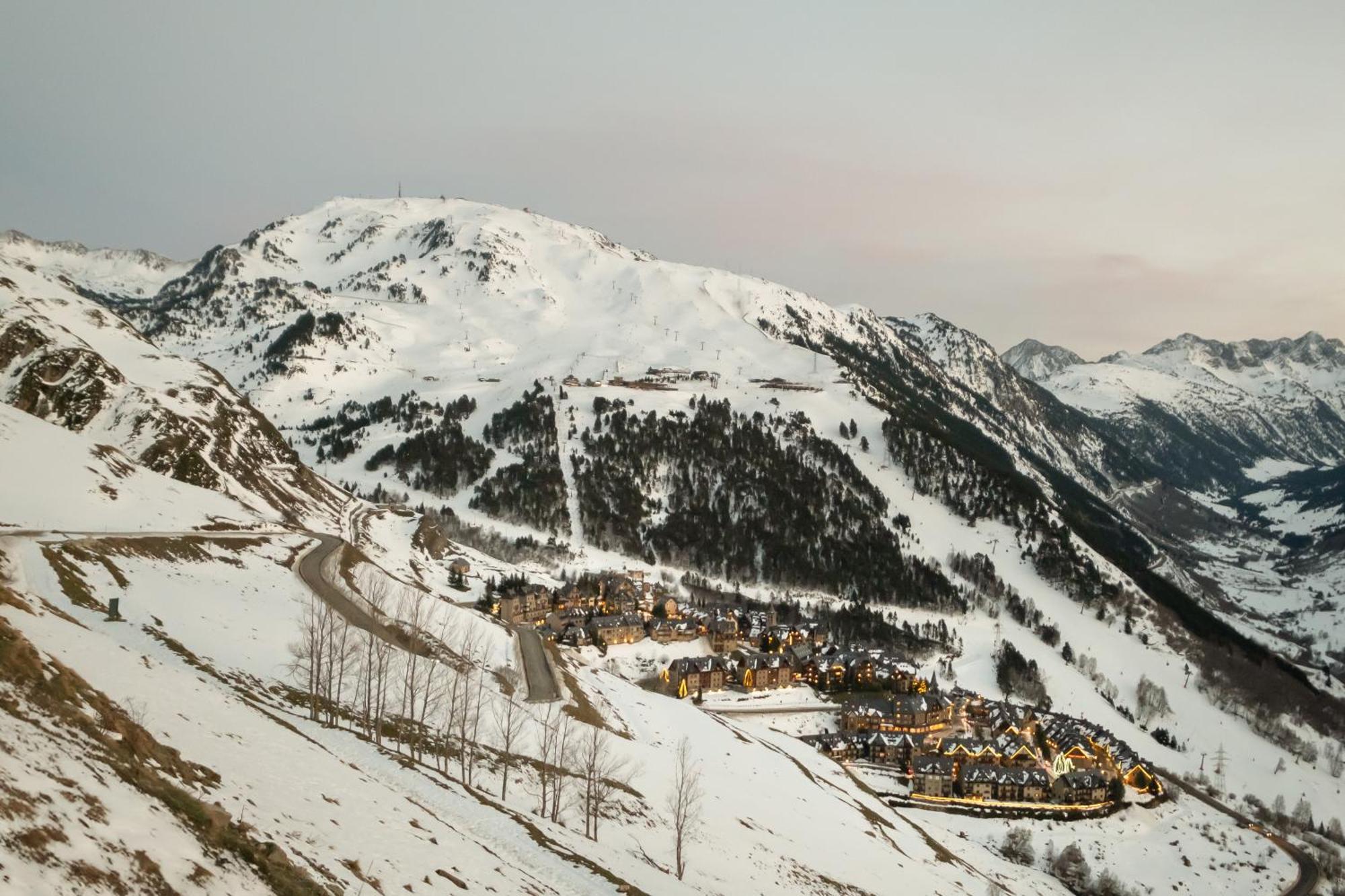 Eurostars La Pleta Hotel บาเกย์รา-เบเรต ภายนอก รูปภาพ